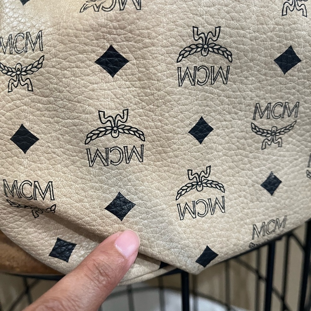 MCM Bucket bag - Picture 6 of 15